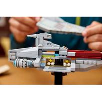 ataka - LEGO Star Wars Acclamator-Class Assault Ship 75404 - 3 nuotrauka