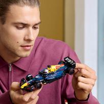 lego automobilis - LEGO Speed Champions F1 lenktyninis automobilis 77243 - 6 nuotrauka