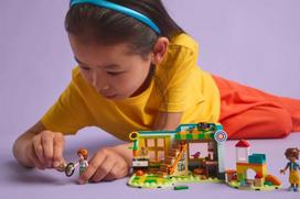 lego friends - LEGO Friends Autumn’s Room 42646 - 13 nuotrauka
