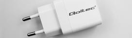 Qoltec 51824 GaN 35W Įkroviklis ,  5-20V ,  1.5-3A ,  1xUSB-C PD ,  1xUSB QC 3.0 ,  Balta (White)