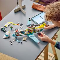 lego konstruktoris - LEGO City Big Vehicles Greitosios pagalbos lėktuvas 60465 - 9 nuotrauka