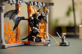 legajos - LEGO Klocki Icons Władca pierścieni: Book nook z Balrogiem 10367 - 13 nuotrauka