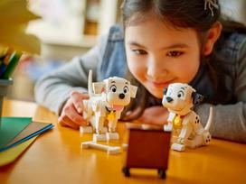 legajos - LEGO Disney „101 dalmatino“ Lucky ir Penny 43271 - 12 nuotrauka