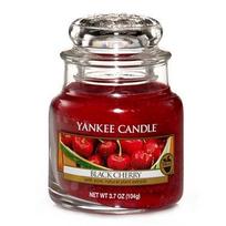 Aromatinė žvakė Yankee Candle Scented candle Classic small Ripe cherry (Black Cherry) 104 g