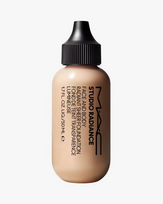 mac studio radiance face - MAC Cosmetics Studio Radiance Face and Body Radiant Sheer Foundation makiažo pagrindas - C0 50 ml - 3 nuotrauka