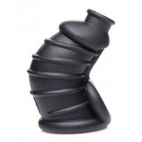 chastity cage - XR Brands Dark Chamber - Silikoninis skaistumo narvas Juodas (Black) - 2 nuotrauka