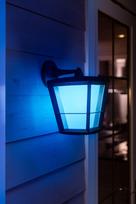 philips lauko sviestuvas - Sieninis šviestuvas Philips Hue Baltas and colour ambience „Econic” sieninis lauko šviestuvas - 9 nuotrauka