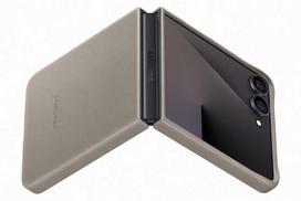 samsung z flip 7 - Samsung KindSuit dėklas skirtas Galaxy Z Flip 7 Taupe (Brown) - 3 nuotrauka