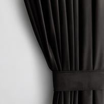 Naktinė užuolaida Restilo Velvet, juodos, 140 cm x 245 cm