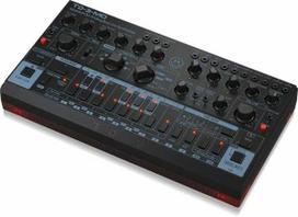 sintezatorius - Behringer TD-3-MO-BK Analoginis boso linijos sintezatorius Juodas (Black) - 2 nuotrauka