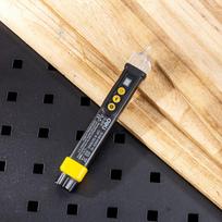 bekontaktis elektros indikatorius -  Deli Tools EDL8011 - 5 nuotrauka