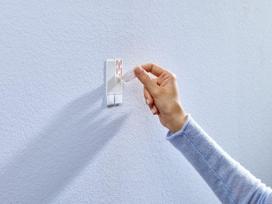 pakabos kabyklos - Kabliukai rėmeliui pakabinti Tesa Powerstrips, 2 vnt., balta - 9 nuotrauka