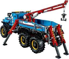 all terrai - LEGO Technic 6x6 All Terrain Magnum Tow Truck 42070 - 2 nuotrauka