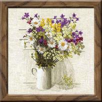 RIOLIS – Create It Yourself – Siuvinėjimo rinkinys „Laukinukės“ 924 (45x45 cm)