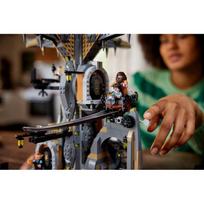 village lego - LEGO Harry Potter Gringotts burtininkų suolas - kolekcinis leidimas 76417 - 7 nuotrauka