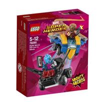 LEGO Super Heroes Galingi mažieji: Star-Lord prieš Nebula 76090