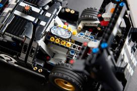 lego automobilis - LEGO 1966 Ford GT40 MKII Race Car 42223 - 8 nuotrauka