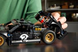 lego automobilis - LEGO 1966 Ford GT40 MKII Race Car 42223 - 9 nuotrauka