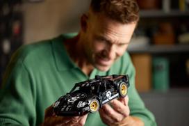 lego automobilis - LEGO 1966 Ford GT40 MKII Race Car 42223 - 12 nuotrauka