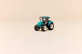 lego minifigurel - LEGO City Traktorius 60498 - 9 nuotrauka