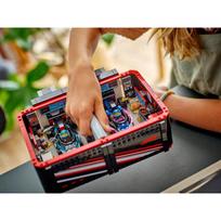 lego konstruktoris - LEGO F1 Garage & Mercedes-AMG & Alpine Cars 60444 - 11 nuotrauka
