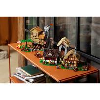 lego konstruktoris - LEGO Icons Viduramžių miesto aikštė 10332 - 10 nuotrauka