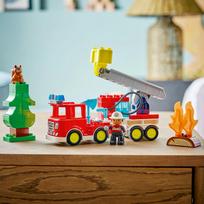 senukai lego - LEGO DUPLO TOWN Wóz strażacki z wężem i strażakiem 10473 - 4 nuotrauka