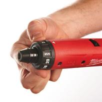 milwaukee atsuktuvai - Milwaukee M4 D-202 B; 4 V; 2x2,0 Ah akum. - 6 nuotrauka