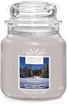 Yankee Candle Candlelit Cabin aromatinė žvakė - 411 g.