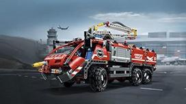 lego automobilis - LEGO Technic Airport Fire Rescue Vehicle 42068 - 3 nuotrauka