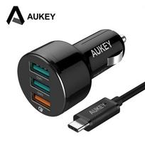Automobilinis 3-jų USB jungčių telefono įkroviklis AUKEY Quick Charge 3.0 su Type-C laidu