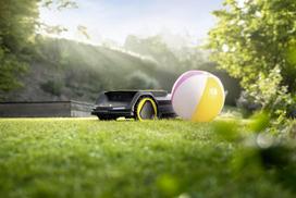 vejos pjovimo roboto - Karcher RCX 6 - 3 nuotrauka