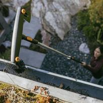lietvamzdziu valymas - Fiskars OneClick lauko šepetys 1080698, 310 mm, be koto - 2 nuotrauka