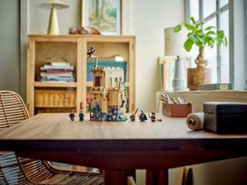lego harry potter - LEGO® Harry Potter Hogvartso pilis: skraidymo pamokos 76447 - 2 nuotrauka