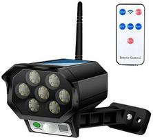 Kameros imitacija su LED šviestuvu
