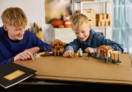 senukai lego - LEGO MINECRAFT Šauklių antpuolis kaime 21596 - 4 nuotrauka