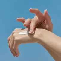 veido kremai nuo saules spf 50 - CELIMAX Oil Control Light Sunscreen apsauginis kremas nuo saulės, SPF 50+, 40 ml - 2 nuotrauka