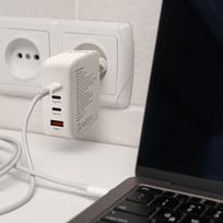 usb pd 20v - Qoltec 140W GaN įkroviklis 5V 20V 2.5A 5A, 3xUSB-C PD, 1xUSB QC 3.0 Baltas (White) - 5 nuotrauka