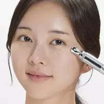 shot - VT Cosmetics Eye Contour Cream Reddle Shot Vita–Light paakių kremas - 15 ml. - 3 nuotrauka