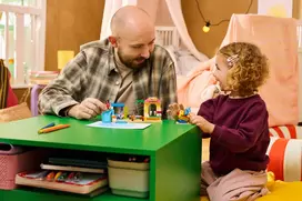 lego konstruktoris - LEGO Disney Paplūdimio pramogos su Lilo ir Stiču 43280 - 2 nuotrauka