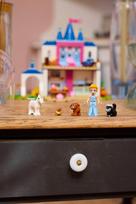 lego gyvuni - LEGO Disney Princess pelenės pilis su gyvūnų draugais 43283 - 3 nuotrauka