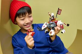 legajos - Lego Ninjago Zilvar ir drakonas-pabaisa Grimtak 71863 - 5 nuotrauka