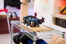 lego konstruktoris - LEGO Marvel Žmogaus voras: kalinių transporto gaudynės 76349 - 2 nuotrauka