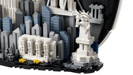 didysis lego - LEGO Architecture Niujorkas – Didysis obuolys 21066 - 5 nuotrauka