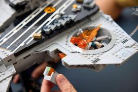 l lego - LEGO Marvel S.H.I.E.L.D. Helicarrier 76354 - 3 nuotrauka