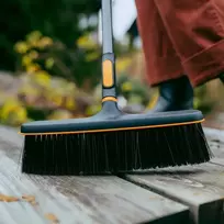 fiskars lauko sepetys - Fiskars OneClick lauko šepetys 1080700, 340 mm, be koto - 2 nuotrauka