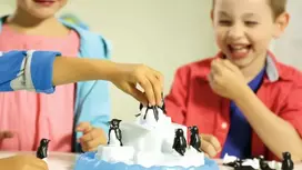 plastikinis stalas - Stalo žaidimas Ravensburger Plitsch Platsch Penguins 21325, EN - 4 nuotrauka