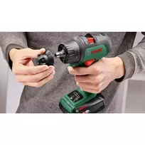 akumuliatorinis smuginis suktuvas 1 - Bosch AdvancedImpact 18, Žalias (Green), Juodas (Black) - 3 nuotrauka