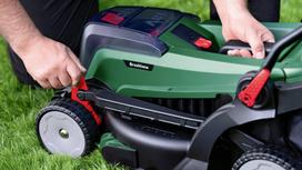senukai akumuliatoriai - Bosch UniversalRotak 2x18V-37-550 Solo 06008B9E01 - 5 nuotrauka