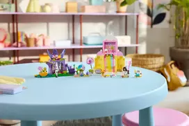 gabbys dollhouse - LEGO Gabby's Dollhouse Saldėsių kalnas ir katytės sodas 11205 - 2 nuotrauka